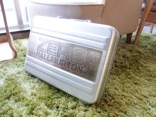 買取金額　5,000円　ZERO HALLIBURTON/ゼロハリバートン　アタッシュケース